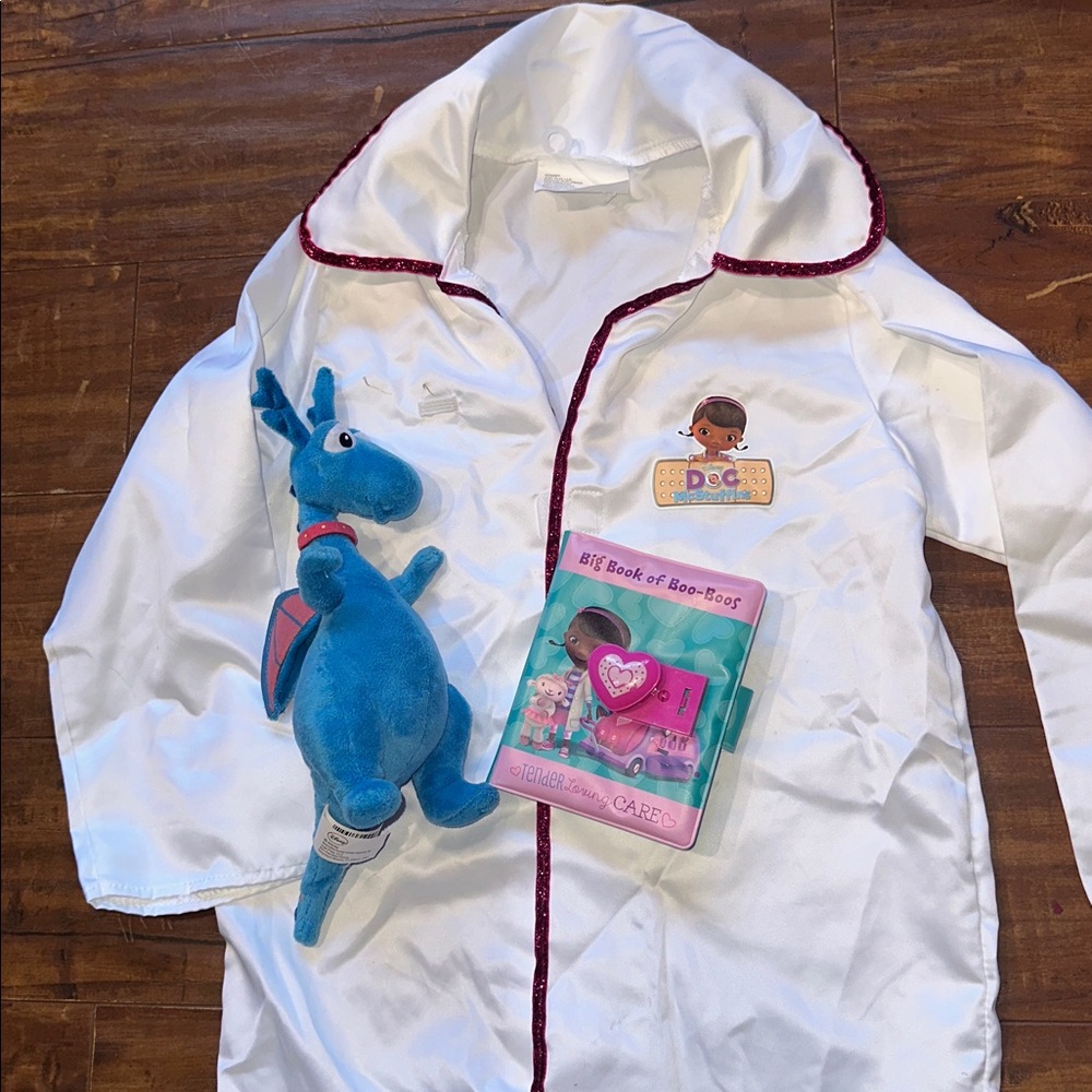 Doc McStuffins costume lab coat veterinarian jacket &‎ Big Book of Boos & Stuffy